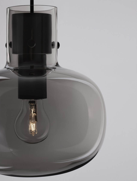 Wisząca lampa industrialna Padre kulista czarna przydymiona