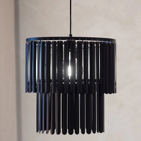 Lampa wisząca Viento 108581 Markslojd metalowe rurki modernistyczna czarna