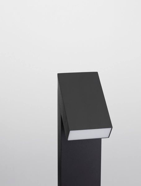 Stojąca lampa ogrodowa MONCLOVA LE71474 metalowa LED 6W 3000K czarna