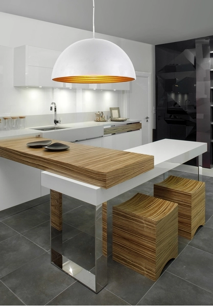 Skandynawska lampa wisząca Modena do jadalni biała złota