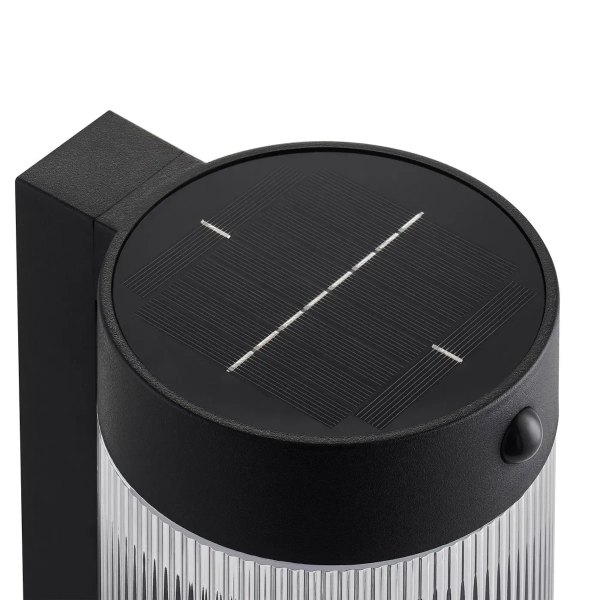 Solarny kinkiet ścienny tuba Coupar 2518201003 IP44 z czujnikiem czarny