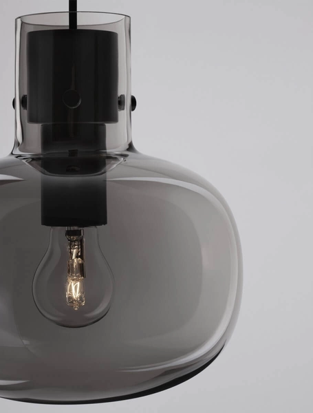 Wisząca lampa industrialna Padre kulista czarna przydymiona