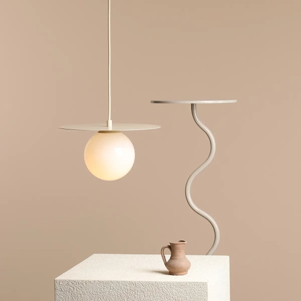 Zwisająca lampa do salonu LOOP 1125G9_S Aldex szklana kula kremowy