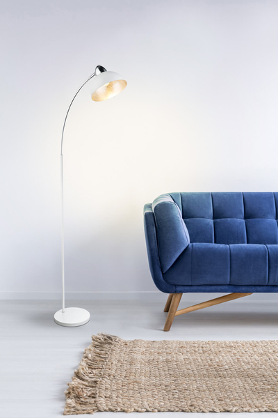 Skandynawska lampa podłogowa ANITA 24703SW Globo metal biała