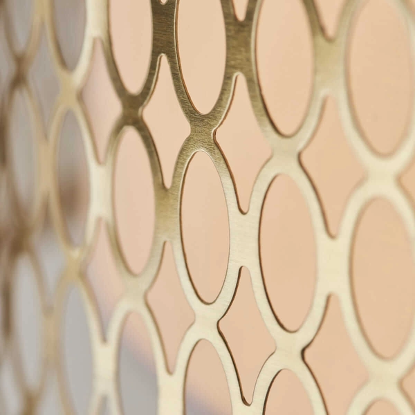 Ażurowa lampa wisząca Cordero 101569 Endon do jadalni złota biała