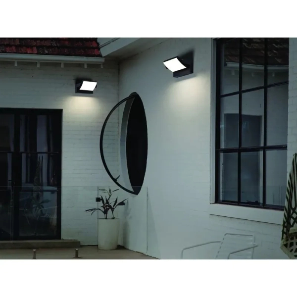 Elewacyjna lampa DURANTE czarna AZ6537 1xLED 21W barwa zmienna IP54
