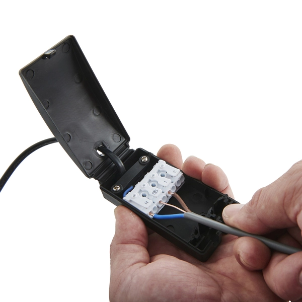 Oczko sufitowe ShieldECO 73785 Saxby LED 4W 3000K IP65 biała