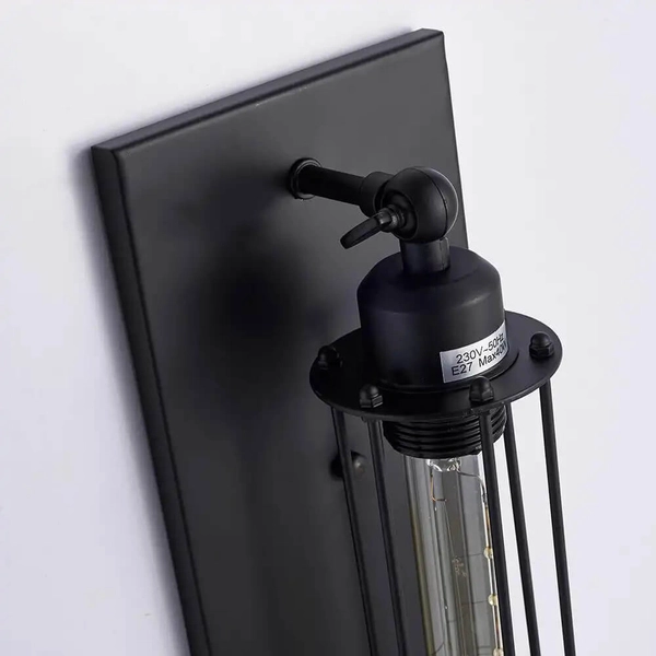 Industrialna lampa ścienna York czarna do przedpokoju