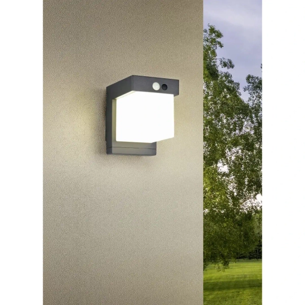 Kinkiet z czujnikiem COLOMBO R23286132 LED 5,5W 4000K IP44 czarny biały