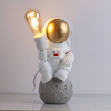 Dziecięca lampa nocna Amstrong ABR-KARD6 astronauta Abruzzo biały szary