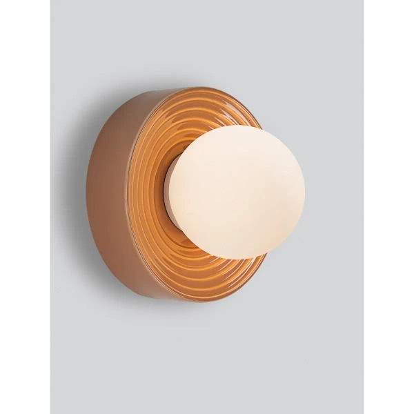 Ścienna lampa z porcelany MALVANO LE45267 okrągła na korytarz karmelowa