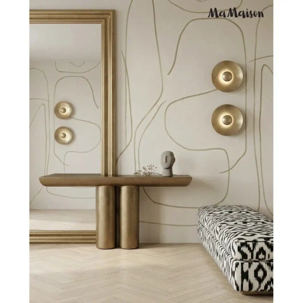 Złota konsolaTIDAL MM001501100370 metalowa do salonu 150cm