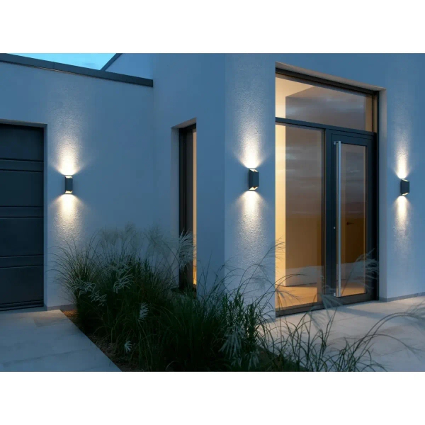 Elewacyjna lampa zewnętrzna NICO 2218221050 metalowa IP54 antracyt