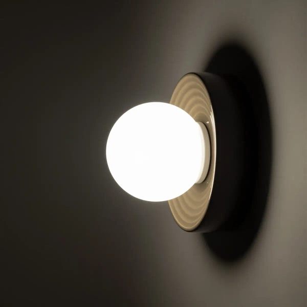 Ścienna lampa kula CLAY 11750 do salonu szklana biała szara