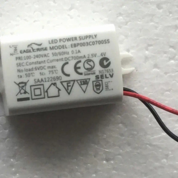 Transformator do lamp ledowych wewnętrznych 1700 1x3W 230V biały