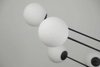 Wisząca lampa loftowa Oviedo do holu molekuły czarna biała