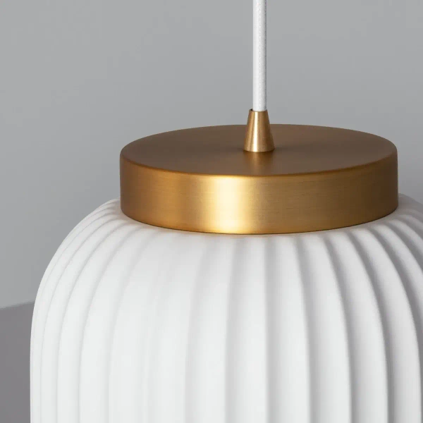 Wisząca lampa z porcelany Porcellado ABR-LWPP-E14 Abruzzo biały złoty