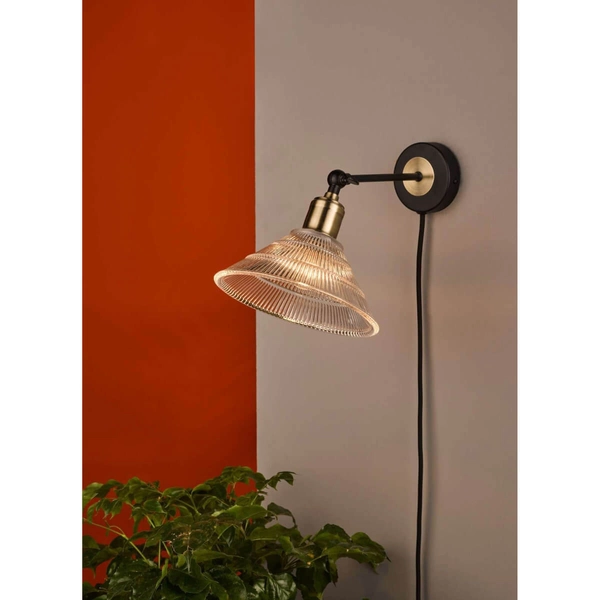 Kinkiet ścienny z włącznikiem Boyd BOY0775 Dar Lighting szklany klosz czarny