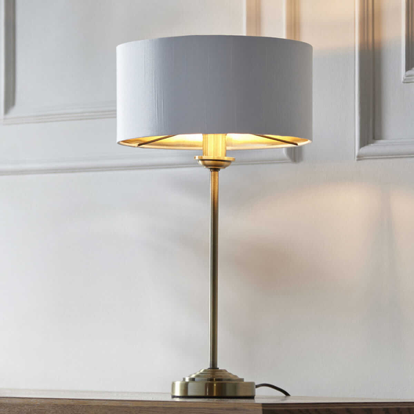 Nocna lampa stołowa Highclere 104054 Endon vintage mosiądz biały