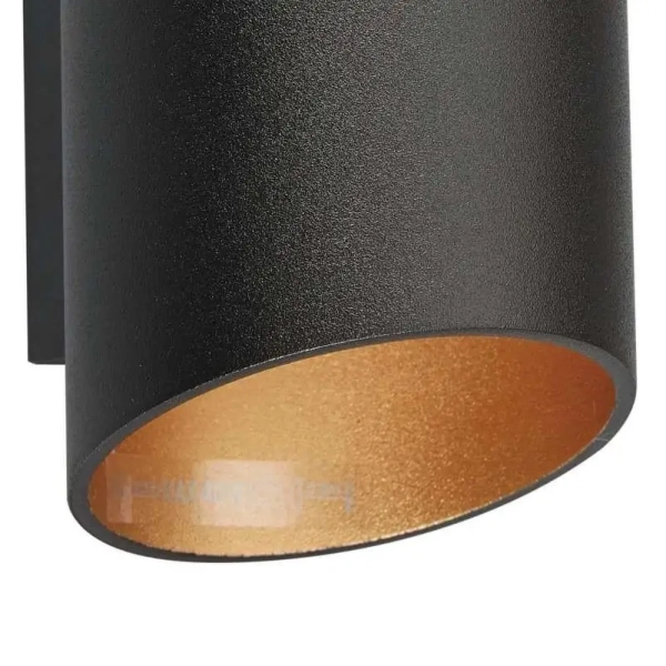 Metalowy kinkiet Slice do salonu tuba czarna do salonu