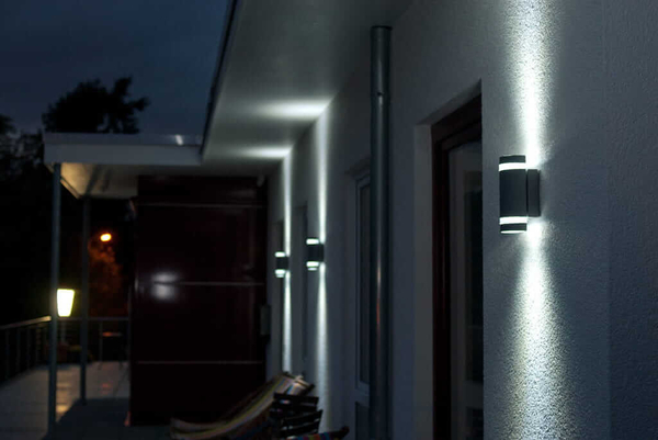 Lampa zewnętrzna FOCUS 5604011118 ścienna tuba elewacyjna IP44 szara