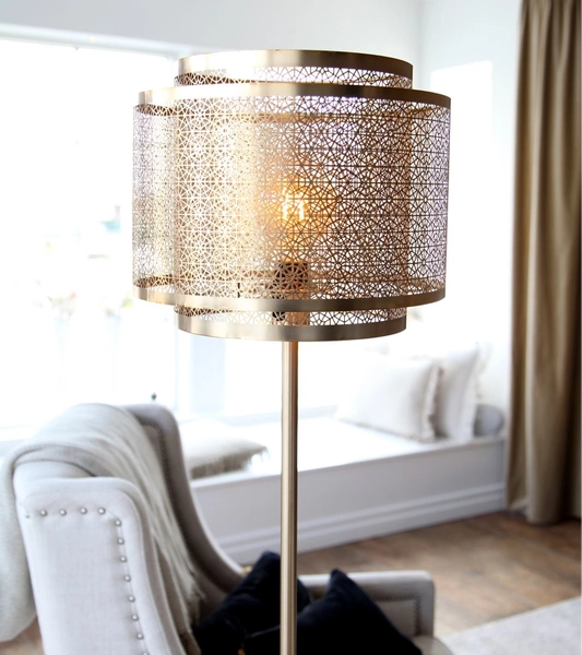 Stojąca lampa Hermine 4100180-6519 metalowa do salonu ażur mosiądz
