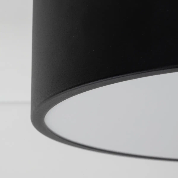 Minimalistyczny plafon tarasowy Livo 10984 okrągły IP54 czarny biały