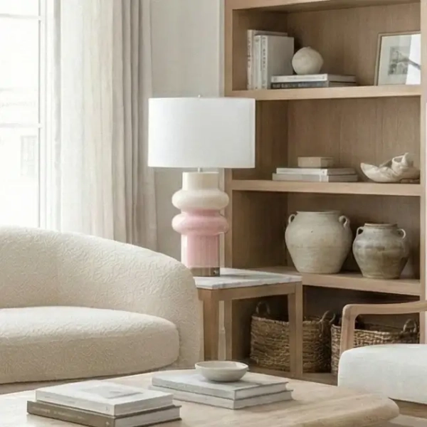 Lampa stołowa ASCOT różowa beżowa ceramiczna metalowa art deco na komodę T01729BR-WH