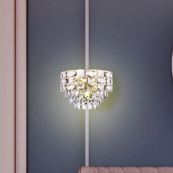 Kryształowa lampa ścienna Luxuria ML8893 Milagro glamour złota