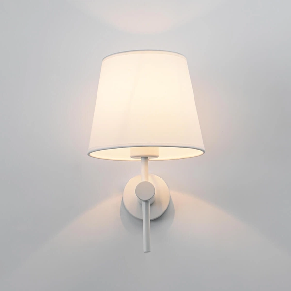 Ścienna LAMPA klasyczna TIVOLI LP-1133/1W WH Light Prestige abażurowa OPRAWA kinkiet okrągły na wysięgniku biały