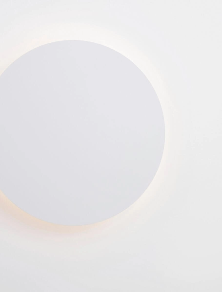 Biały kinkiet natynkowy Chica loftowy LED 12W 3000K do sypialni