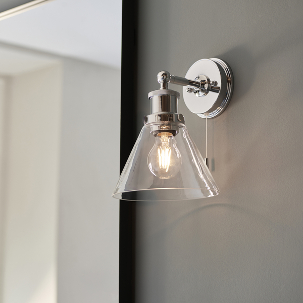 Loftowa lampa ścienna L&-195513 Light& stożkowy klosz IP44 chrom