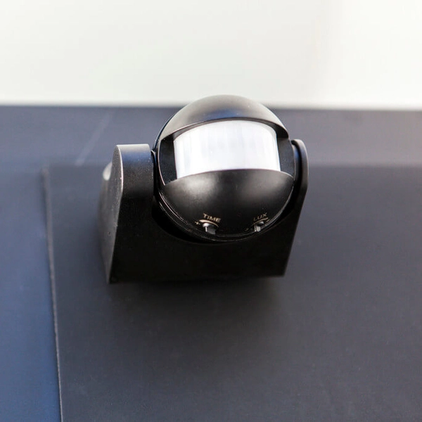 Zewnętrzny czujnik ruchu SPHERE 9701601330 Lutec IP44 czarny