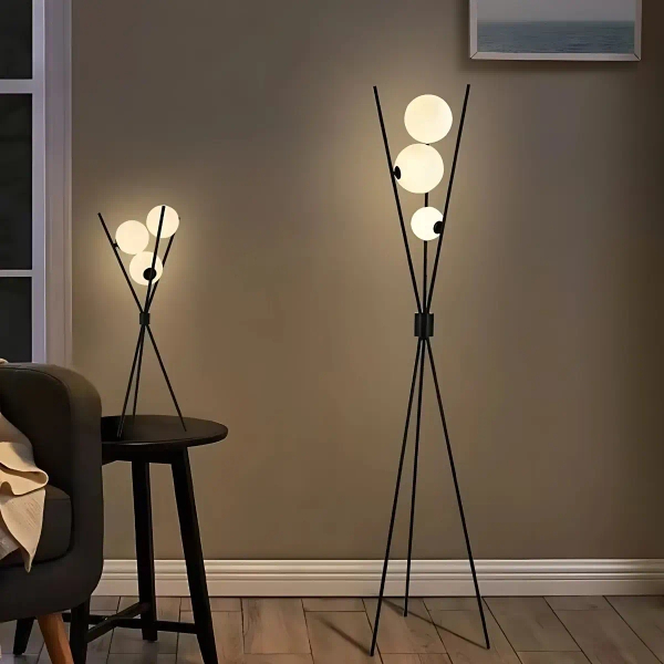 Designerska stojąca lampa Goliat LPGOL kule  czarna
