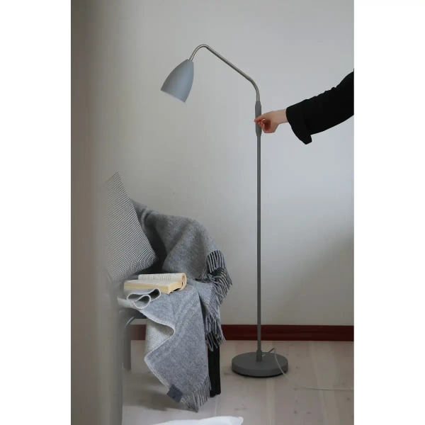 Ledowa lampa podłogowa Patro 108888 LED 4,9W 3000K regulowany szary