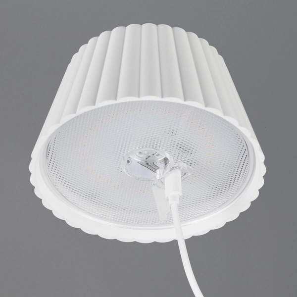 Ogrodowa lampa stojąca Suarez R47706131 LED 2W 3000K IP44 biała