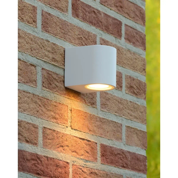Ścienna lampa ogrodowa ZORA 22861/05/31 Lucide IP44 metalowa biała
