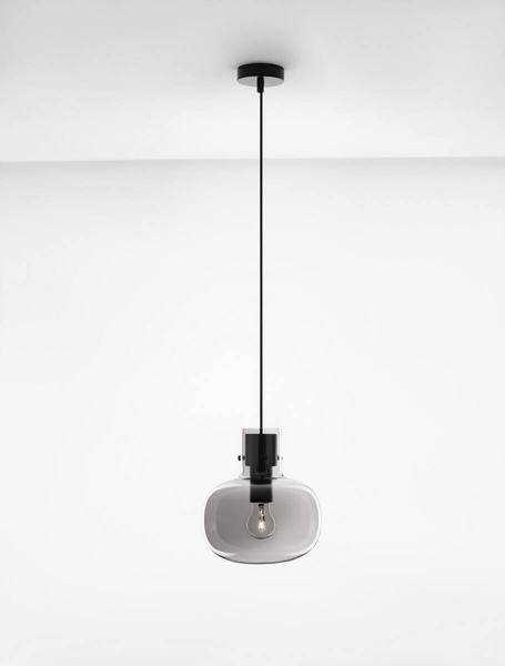 Wisząca lampa industrialna Padre kulista czarna przydymiona