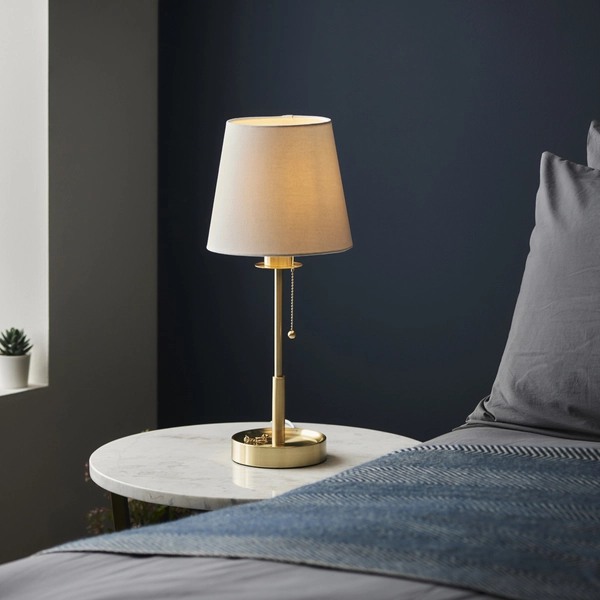 Klasyczna lampa stołowa L&-199595 Light& z abażurem białym mosiądz