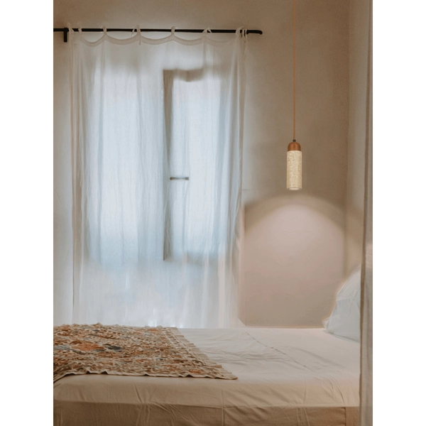 Wisząca lampa z kamienia 25417 do salonu drewniana beżowa