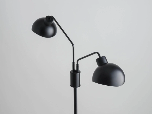 Podłogowa lampa stojąca Roy do salonu nowoczesna czarna