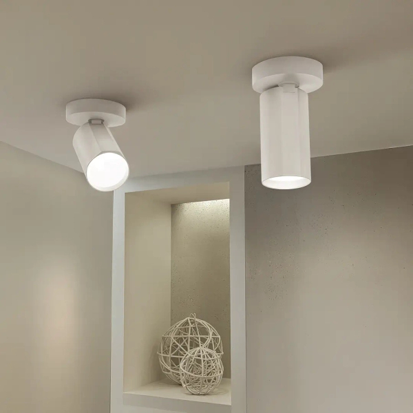 Regulowana sufitowa lampa Bora 1621 metalowa tubka biały