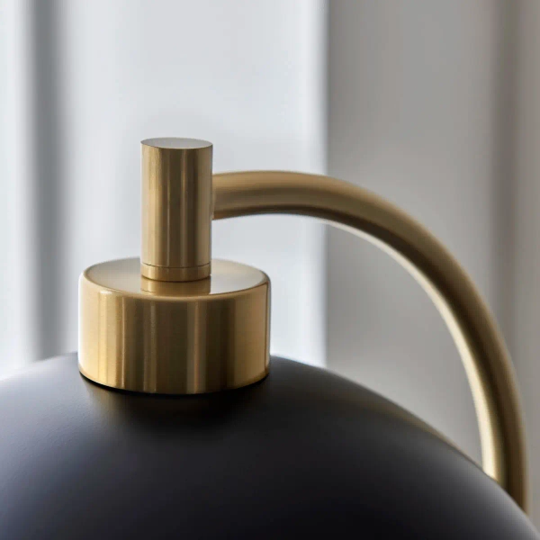 Kopułowa podłogowa lampa Buchanan 112211 z nożnym włącznikiem czarna