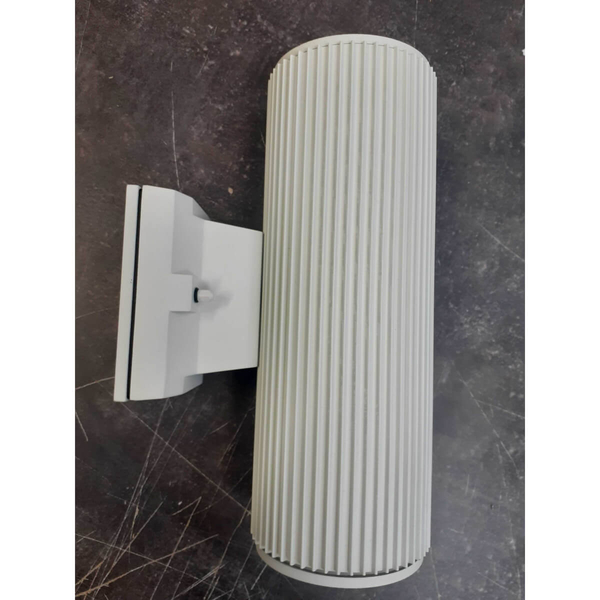 Kinkiet ogrodowy tuba metalowa ryflowana IP54 biały Rando OUTLET