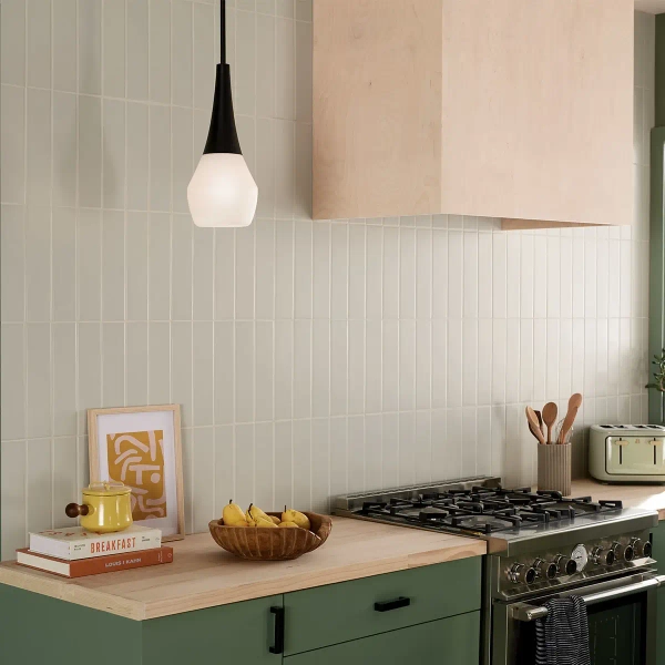 Wisząca lampa Deela KL-DEELA-P-BK nad wyspę kuchenną czarna biała