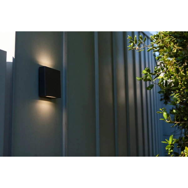 Zewnętrzna lampa na ścianę PILI 5102601125 LED 8,5W 4000K IP54 szara