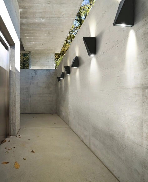 Ledowy kinkiet naścienny Zita AZ2200 6W 3000K IP54 sopel grafitowy