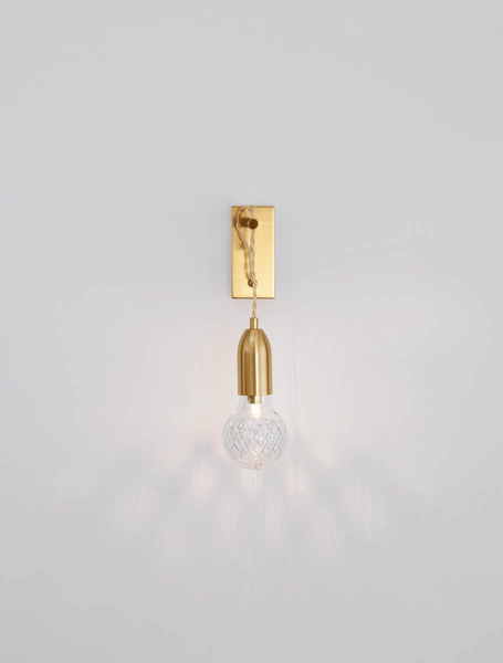 Loftowa lampa ścienna Bani do przedpokoju złota crystal