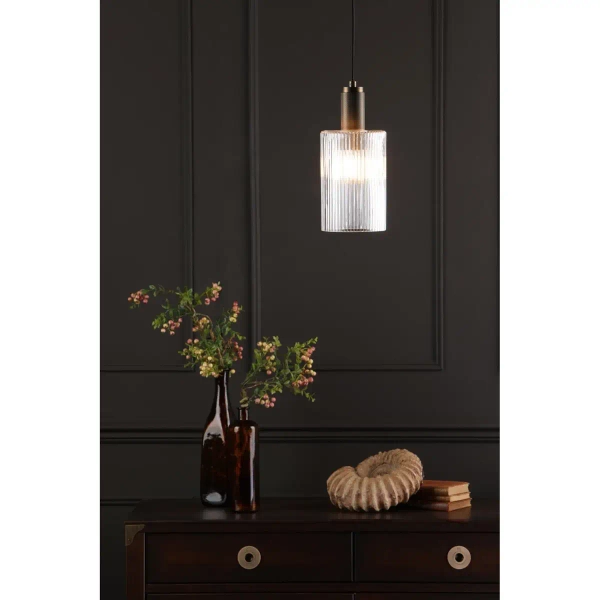 Szklana lampa zwisająca Nikolas NIK0140-E01 żebrowana szklana mosiądz