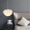 Pierzasta lampa sufitowa Feather CHUF-E27 dekoracyjny zwis dla dzieci biały